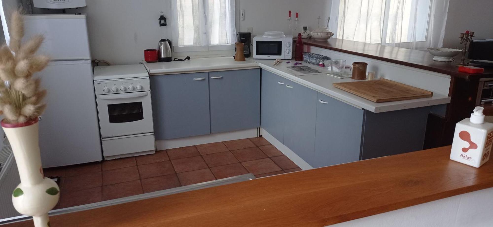 Indépendant. Appartement deux personnes, clair et sympa. Tolosa Esterno foto